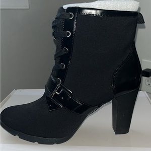 Women’s Ankle booties